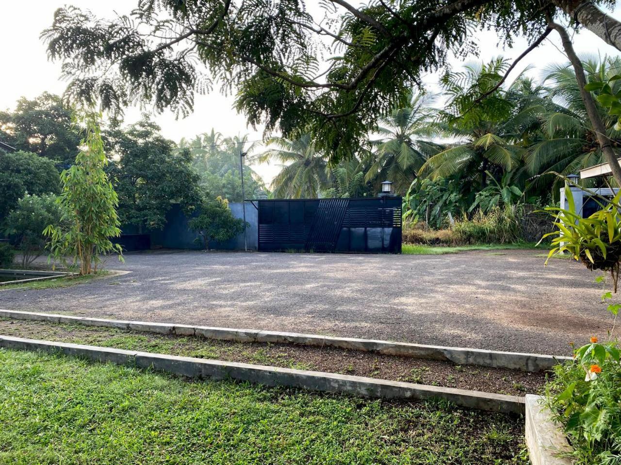 Athyantha Resort Anuradhapura Bagian luar foto